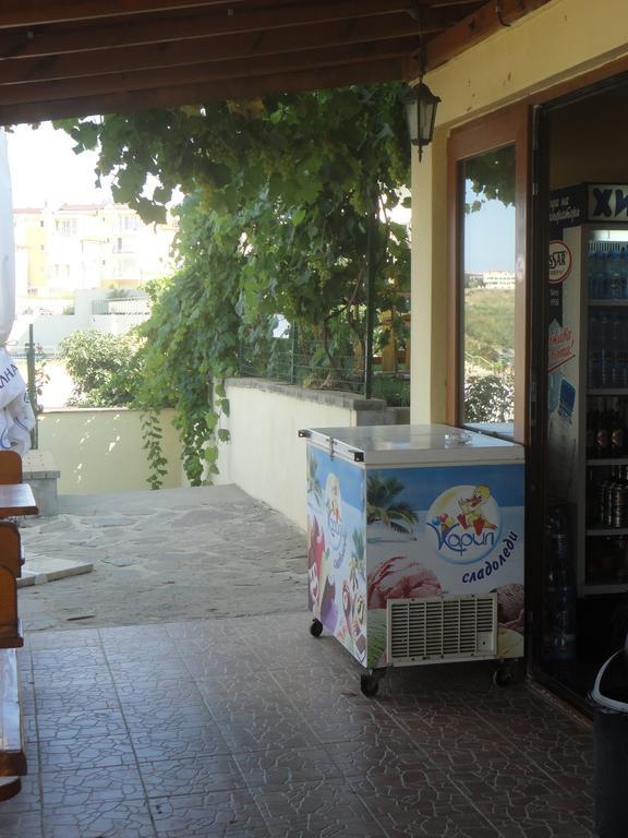 Barex Family Hotel Sozopol Extérieur photo
