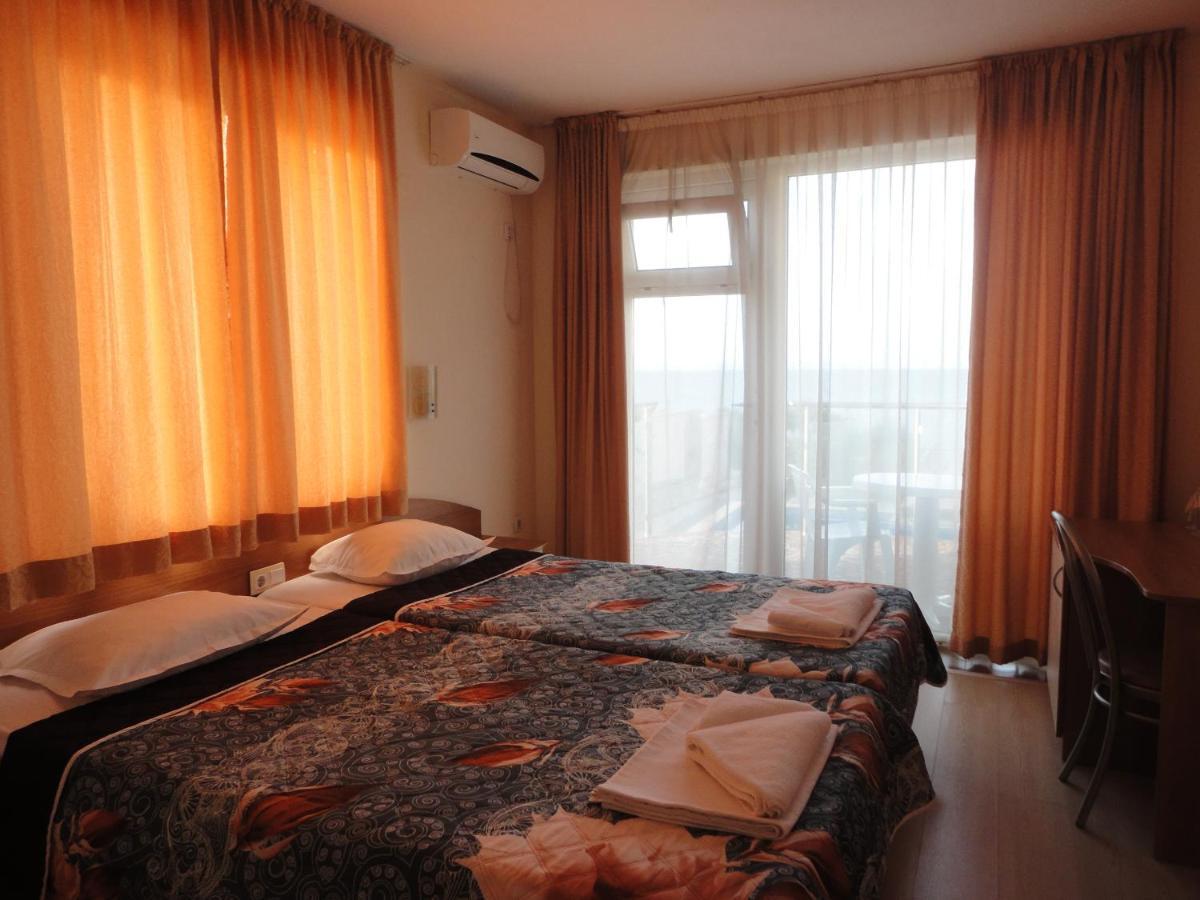 Barex Family Hotel Sozopol Extérieur photo